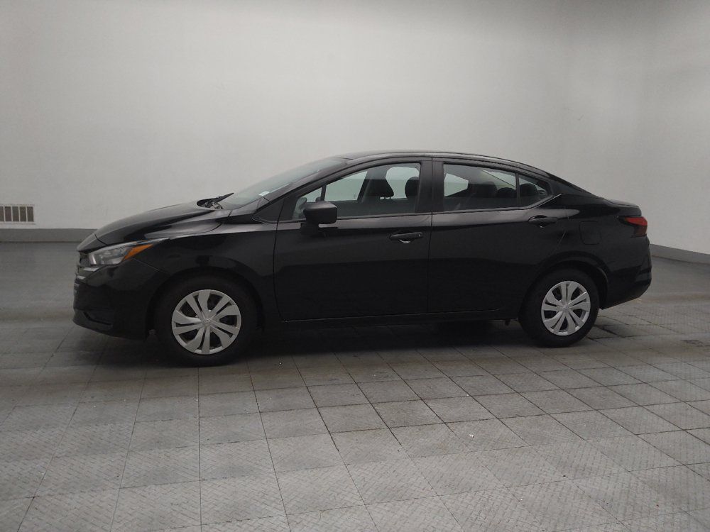 Used 2025 Nissan Versa S FWD image 2
