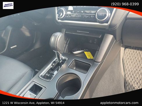 Used 2018 Subaru Outback 2.5i Limited image 26
