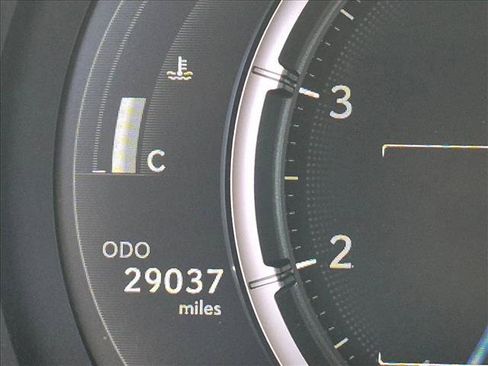 Used 2024 Lexus IS 350 F Sport RWD image 10