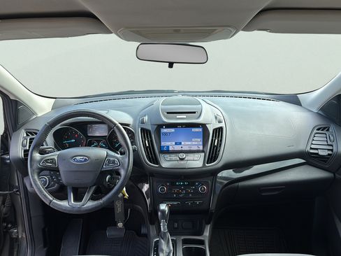 Used 2017 Ford Escape SE w/ Equipment Group 201A FWD image 27