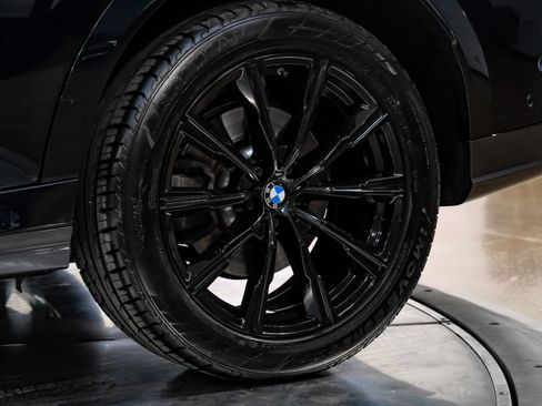 Used 2025 BMW X6 xDrive40i w/ Climate Comfort Package AWD/4WD image 61