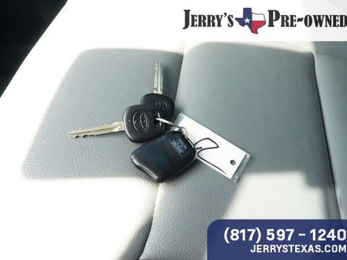 Used 2019 Toyota Tundra SR image 25