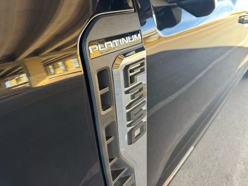 Used 2024 Ford F350 Platinum image 9
