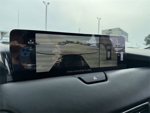 New 2025 MAZDA CX-70 Plug-In Hybrid w/ Premium Plus image 13