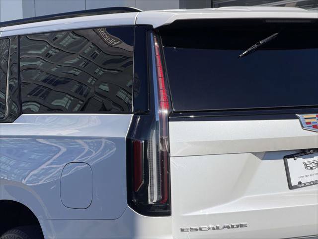 Used 2024 Cadillac Escalade ESV Sport w/ Touring Package AWD/4WD image 13
