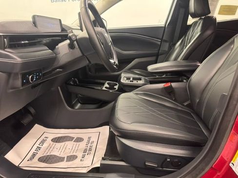 Used 2025 Ford Mustang Mach-E Select w/ Interior Protection Package AWD/4WD image 11