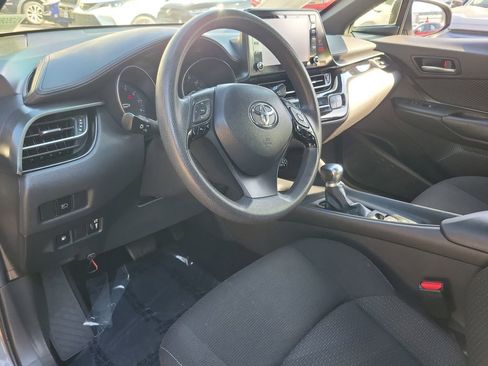 Used 2019 Toyota C-HR LE image 16