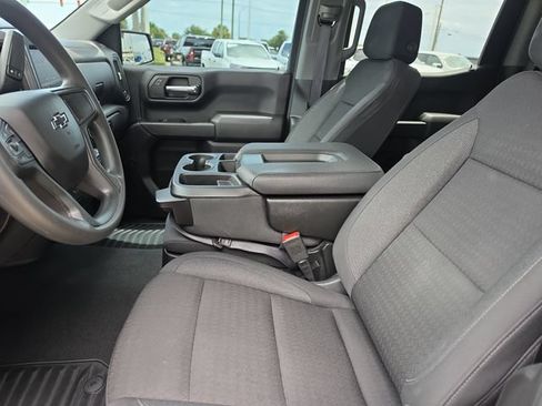 Used 2024 Chevrolet Silverado 1500 Custom Trail Boss AWD/4WD image 15