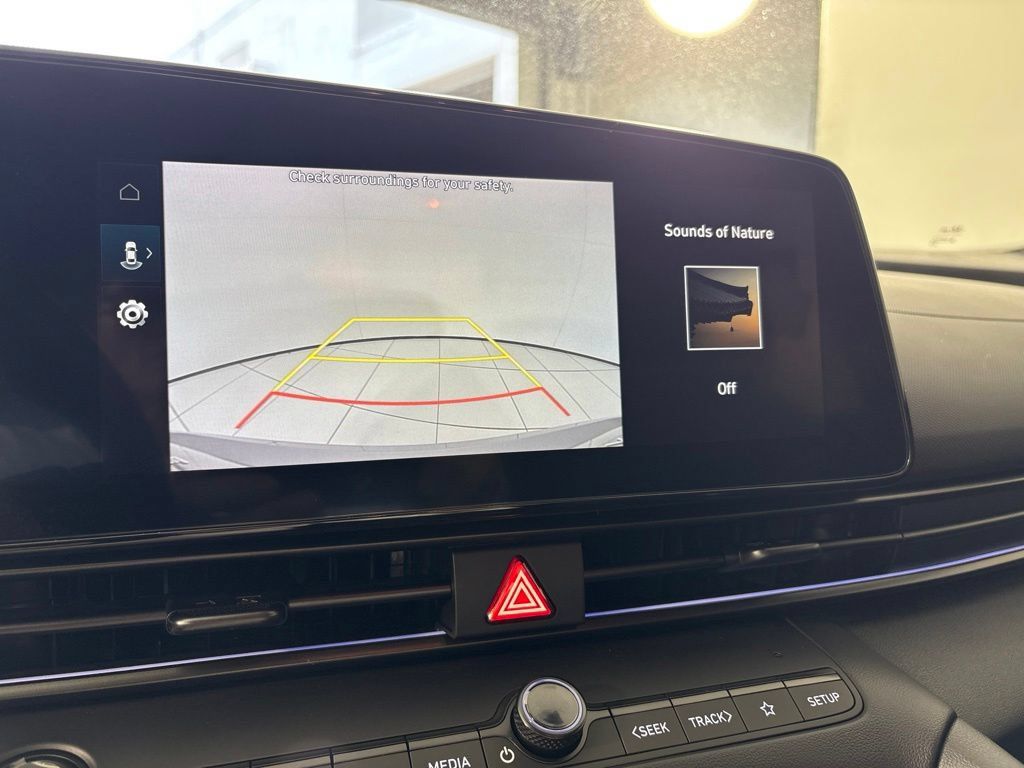 New 2025 Hyundai Elantra SEL FWD image 30