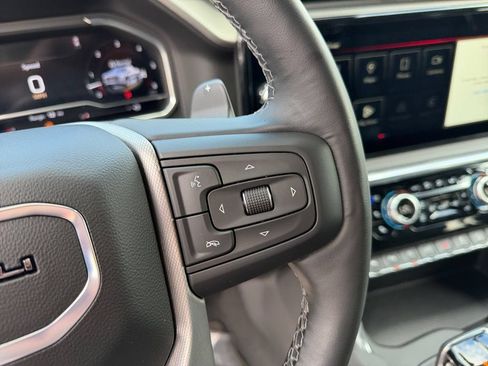 Used 2024 GMC Sierra 1500 Denali AWD/4WD image 25