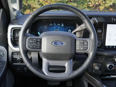 Used 2023 Ford F250 Lariat w/ Lariat Ultimate Package image 7