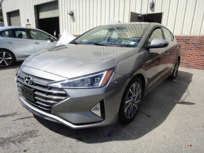 Used 2020 Hyundai Elantra Limited w/ Cargo Package (C1)
