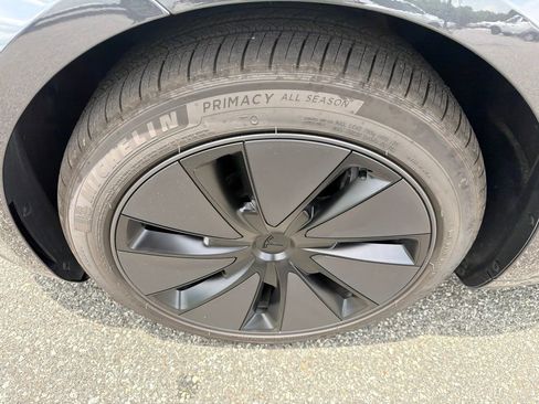Used 2025 Tesla Model 3 Long Range RWD image 10