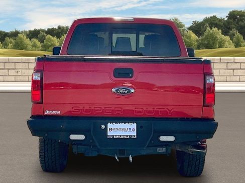 Used 2016 Ford F250 Lariat w/ Lariat Ultimate Package image 4