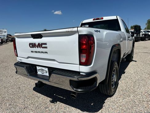 Used 2022 GMC Sierra 2500 Pro w/ Convenience Package AWD/4WD image 10