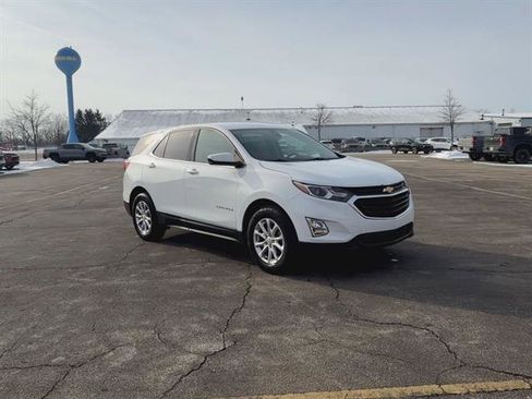 Used 2020 Chevrolet Equinox LT w/ Driver Convenience Package image 32