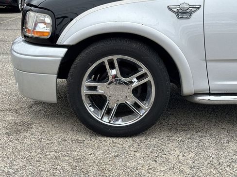 Used 2003 Ford F150 Harley-Davidson image 10