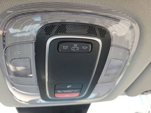 Used 2025 Hyundai Kona SEL image 13