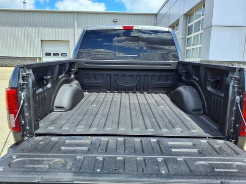 Used 2018 Ford F150 Lariat AWD/4WD image 19