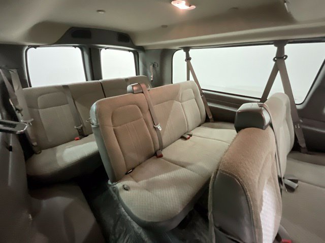 Used 2024 Chevrolet Express 3500 LT w/ LT Preferred Equipment Group RWD image 27