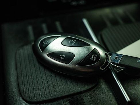 Used 2025 Hyundai Santa Fe SEL AWD/4WD image 24