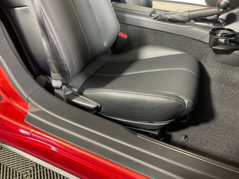 New 2026 MAZDA MX-5 Miata RF Grand Touring w/ Weather Package RWD image 21