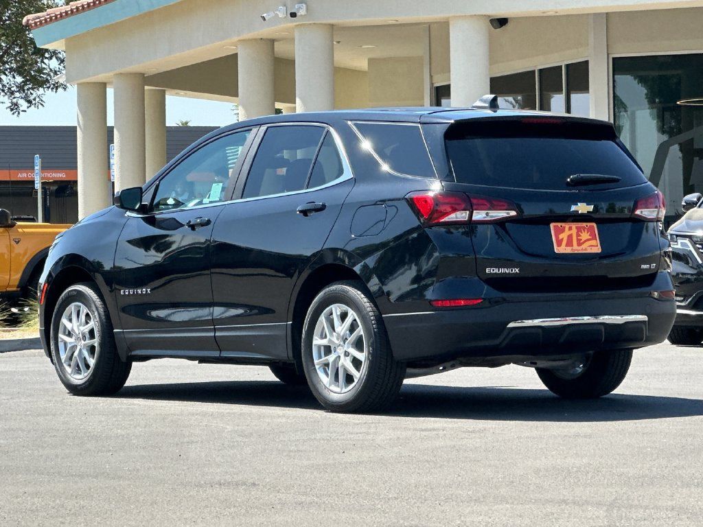 Used 2024 Chevrolet Equinox LT AWD/4WD image 3