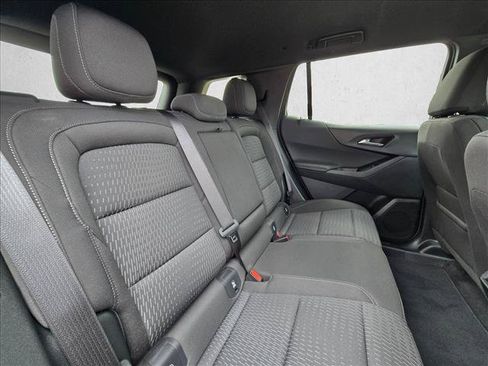 Used 2026 Chevrolet Equinox LT FWD image 18