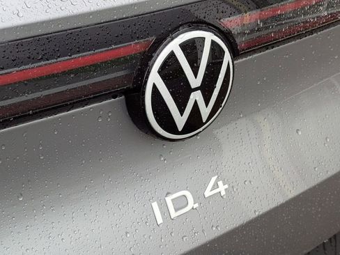 New 2026 Volkswagen ID.4 Pro image 28