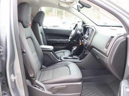 Used 2022 GMC Canyon AT4 image 37