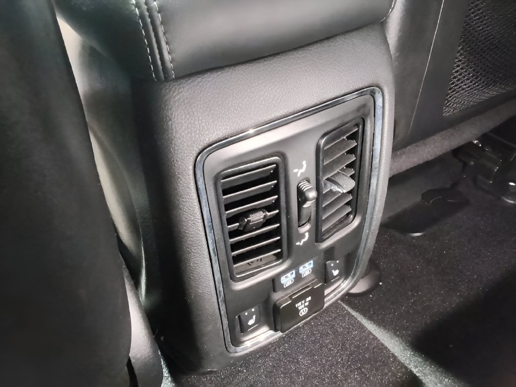 Used 2021 Jeep Grand Cherokee SRT AWD/4WD image 20