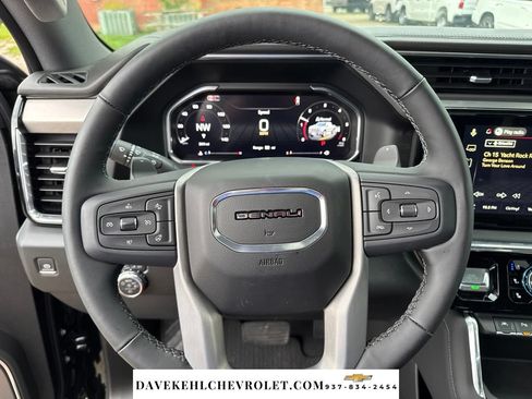 Used 2026 GMC Sierra 1500 Denali w/ Denali Reserve Package AWD/4WD image 18