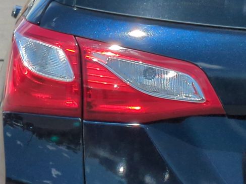 Used 2020 Chevrolet Equinox LT AWD/4WD image 45