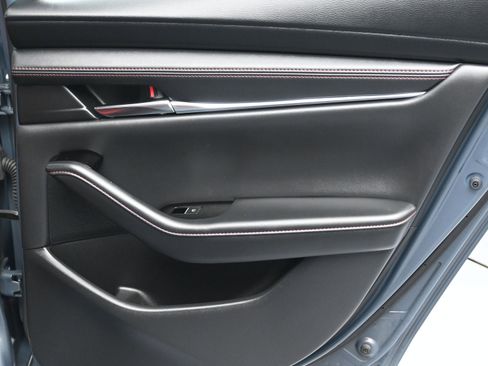 Used 2024 MAZDA MAZDA3 s image 11