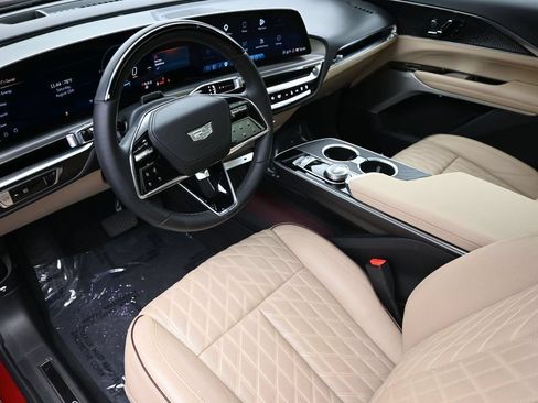 Used 2024 Cadillac Lyriq Sport w/ Nappa Leather Package AWD/4WD image 9
