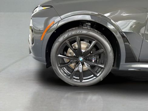 Used 2026 BMW X7 xDrive40i image 15