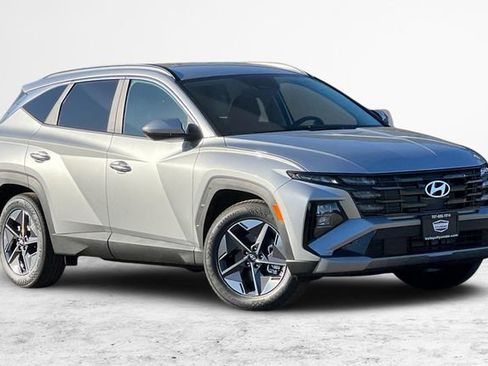 New 2026 Hyundai Tucson SEL FWD image 2