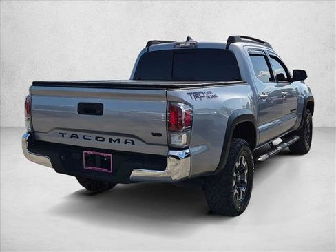 Used 2021 Toyota Tacoma TRD Off-Road RWD image 5
