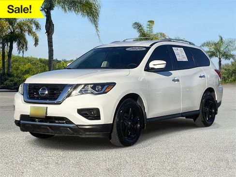 Certified 2020 Nissan Pathfinder S image 1