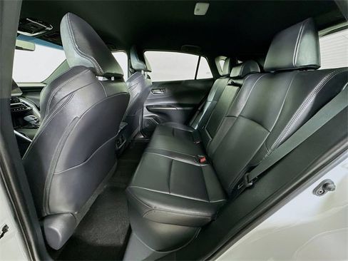 Used 2024 Toyota Venza Nightshade image 27