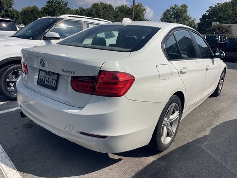 Used 2015 BMW 320i Sedan RWD image 6