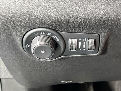 Used 2022 Jeep Compass Limited AWD/4WD image 10