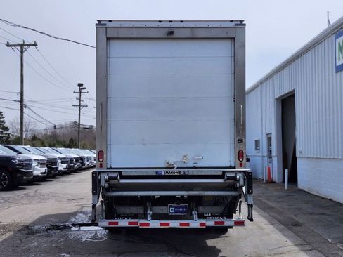 Used 2023 Ford F650 2WD Regular Cab Super Duty image 4