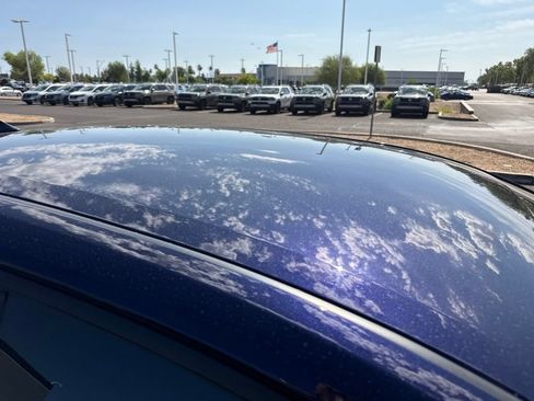 Used 2022 Toyota Corolla LE w/ Carpet Mat Package (TMS) FWD image 5