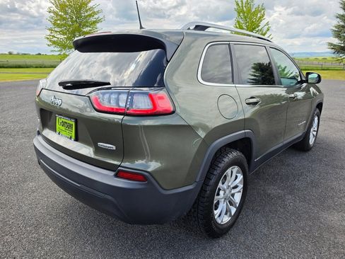 Used 2019 Jeep Cherokee Latitude w/ Popular Appearance Group AWD/4WD image 5