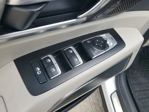 Used 2021 Kia Telluride SX w/ SX Prestige Package AWD/4WD image 9
