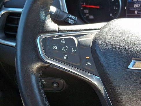 Certified 2020 Chevrolet Equinox LT w/ Driver Convenience Package image 21