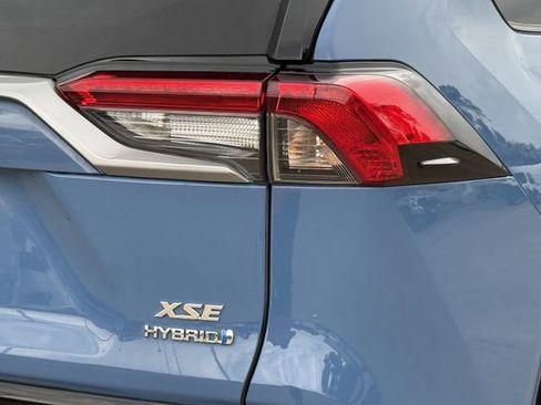 Used 2023 Toyota RAV4 XSE AWD/4WD image 7