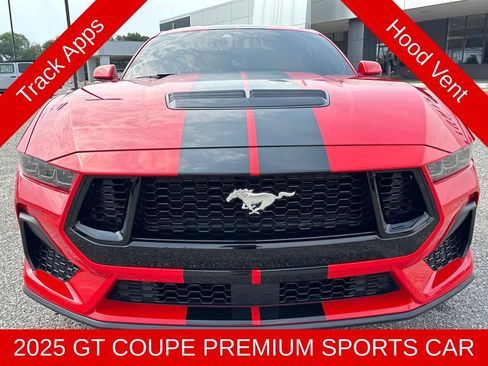 Used 2025 Ford Mustang GT Premium RWD image 2