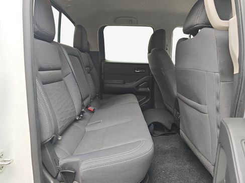 Used 2024 Nissan Frontier SV w/ Hardbody Edition AWD/4WD image 32
